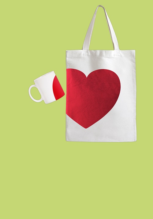 Brindes, caneca com coração e tote bag